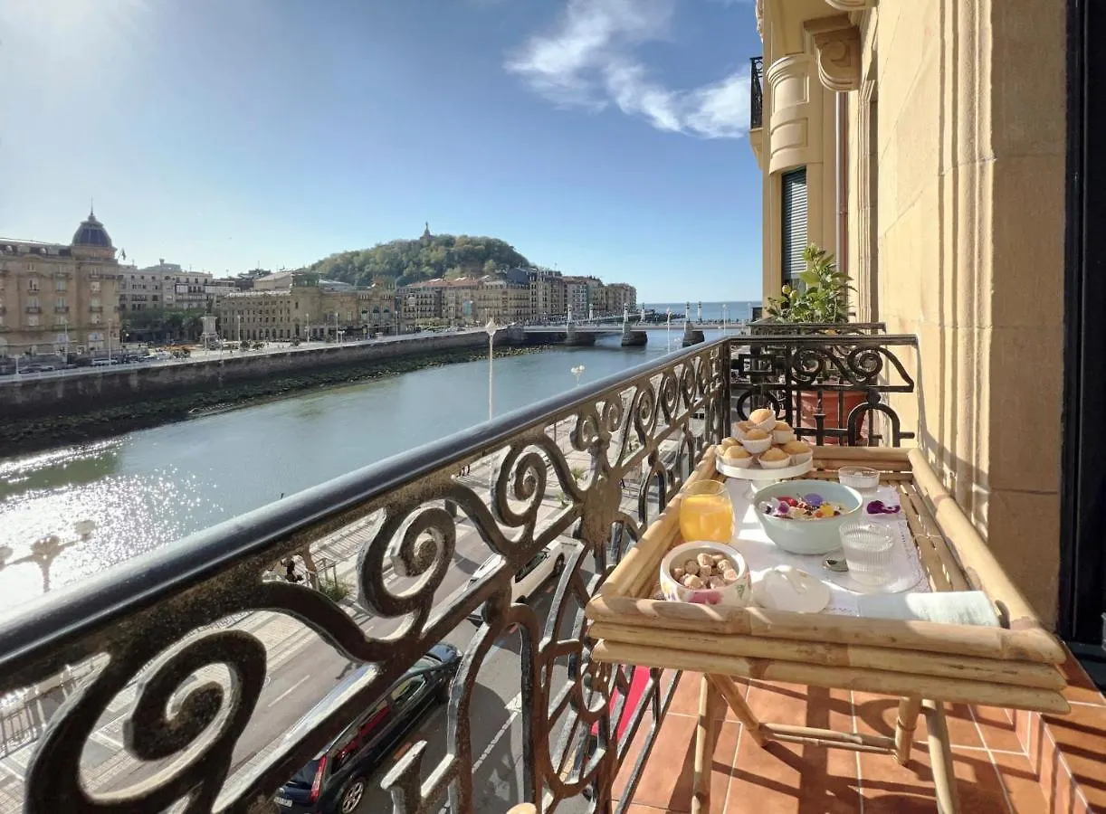 Daire Deluxe Apt-Views To Historic Maria Cristina Hotel San Sebastián